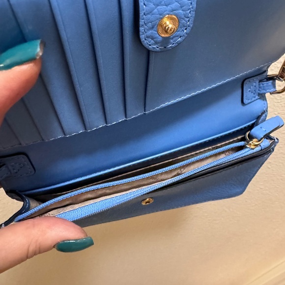 Michael Kors  Jet Set Small Pebbled Leather Smartphone Convertible Crossbody Bag - Picture 4 of 4